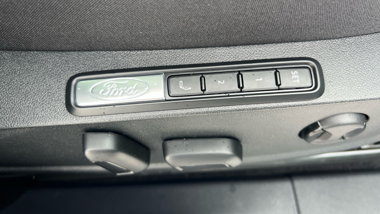 Ford Explorer 250kW Premium 79kWh AWD 5dr Auto Electric Estate